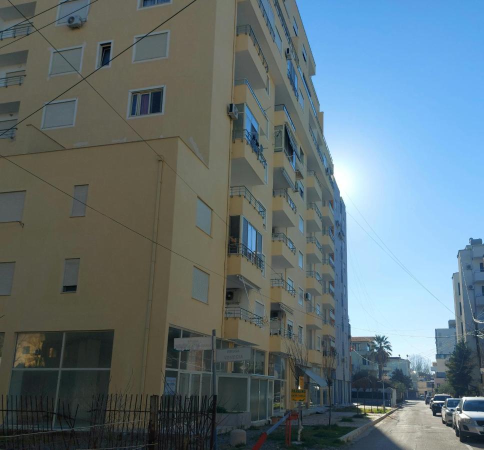 Bral Apartment 7 - Two-Bedroom With Seaview Durrës 외부 사진